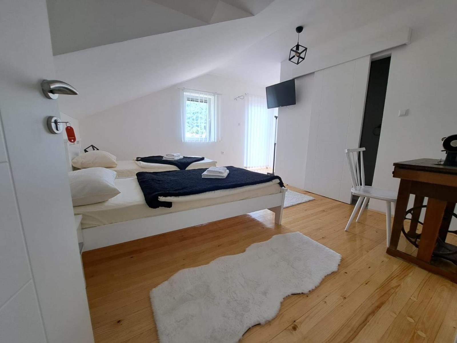 Sobe Zizi Bed and Breakfast Jajce Eksteriør billede