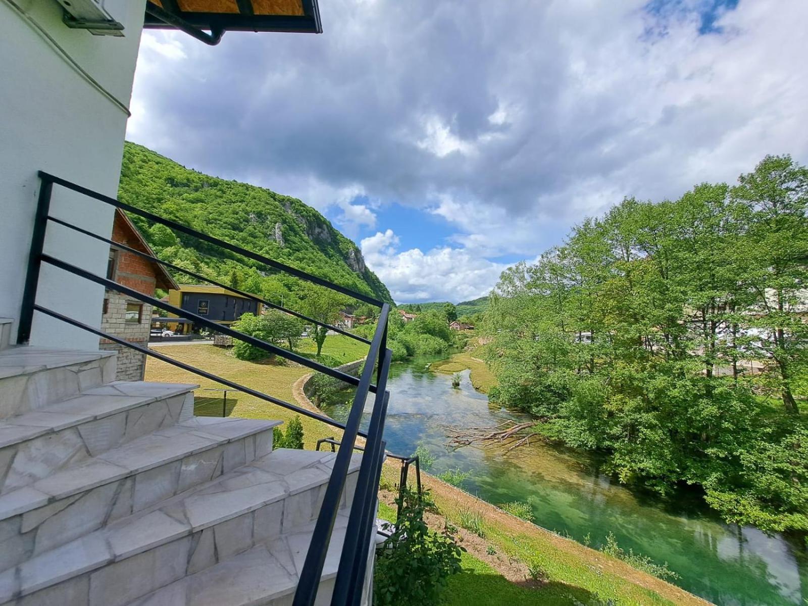 Sobe Zizi Bed and Breakfast Jajce Eksteriør billede